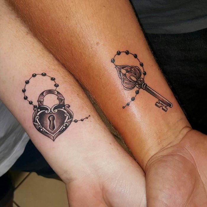 Татуировки для двоих влюбленных