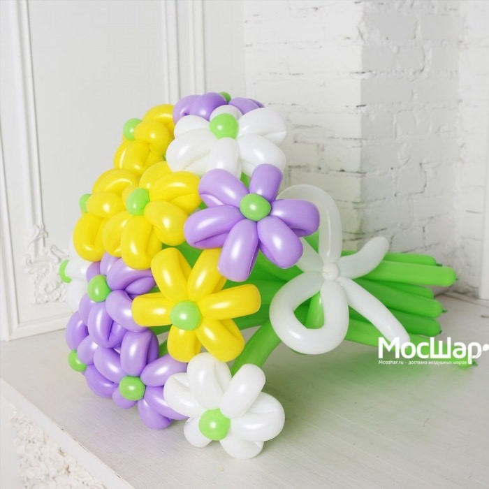 Букет цветов из шариков