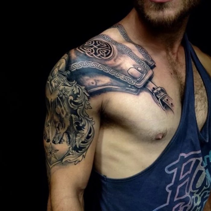 Красивые татуировки для мужчин на плечо
