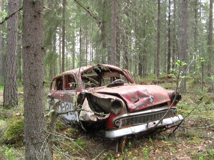 Брошенные машины в Финляндии