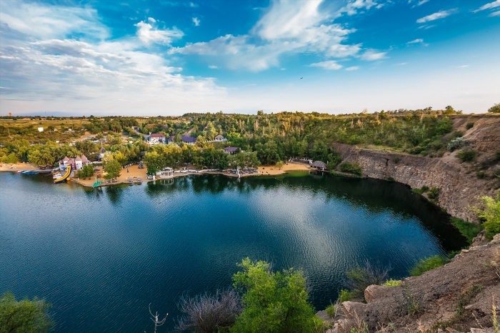 Озеро Эльдорадо Ростовская