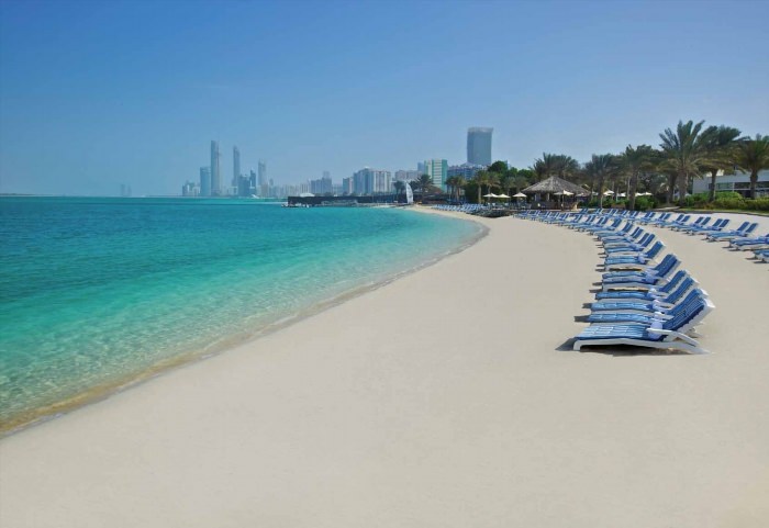 Абу Даби пляжи