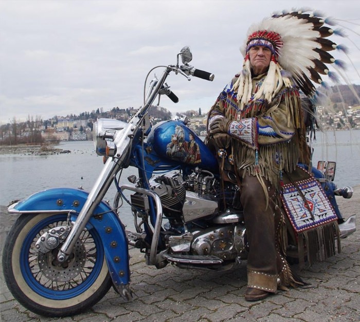 Мотоцикл индейский вождь