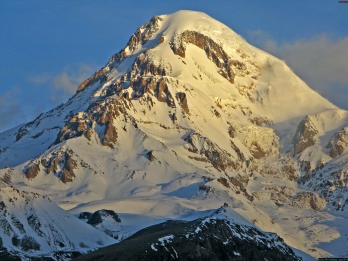 Вершина горы Казбек