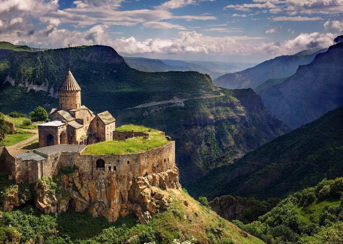 Храм Татев в Армении