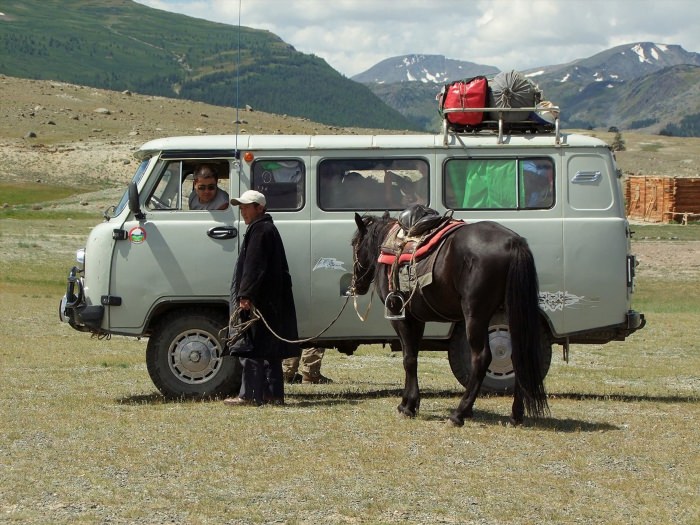 Монгольские автомобили