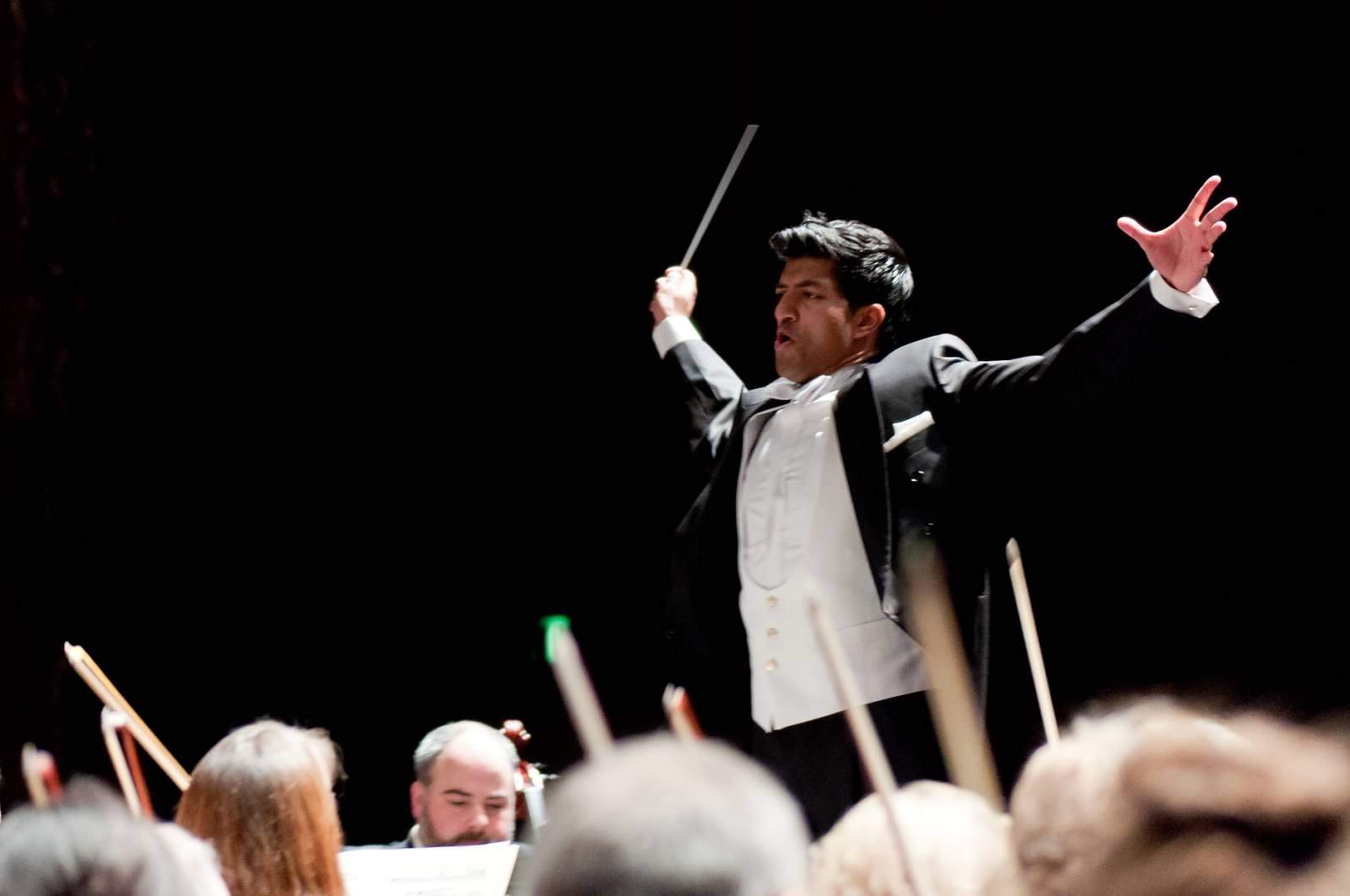 Orchestra conductor
