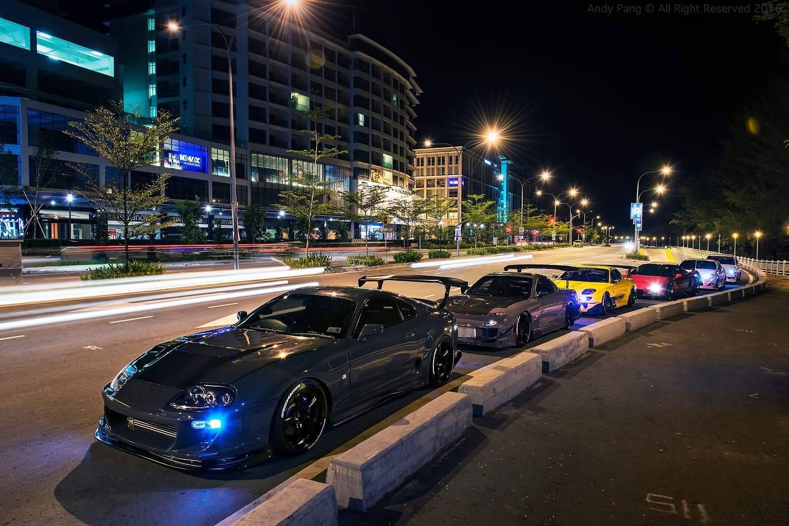 Вечер улица машины. Крутые машины ночью. Автомобиль в городе. Крутые Тачки в ночном городе. Токио машины.