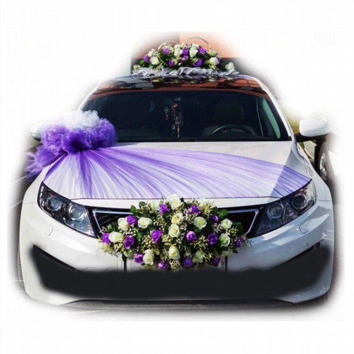 Украшение машины на свадьбу цветами