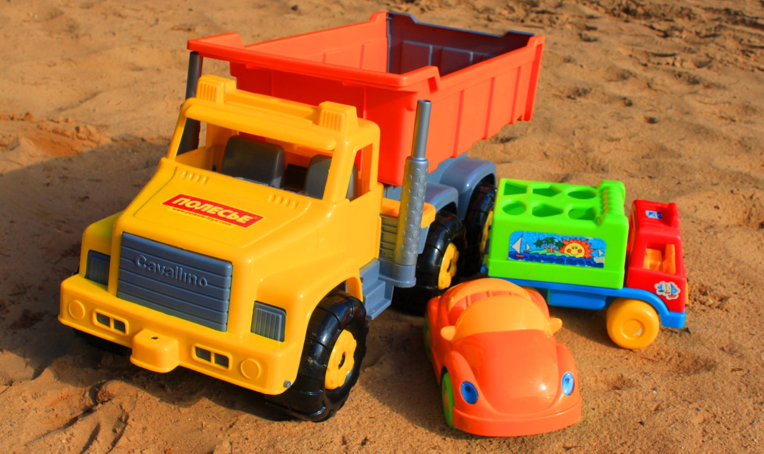 Видео машинок развивающее. Большие машинки. Большие машины для детей. Для малышей грузовик. Машинки для детей развивающие.