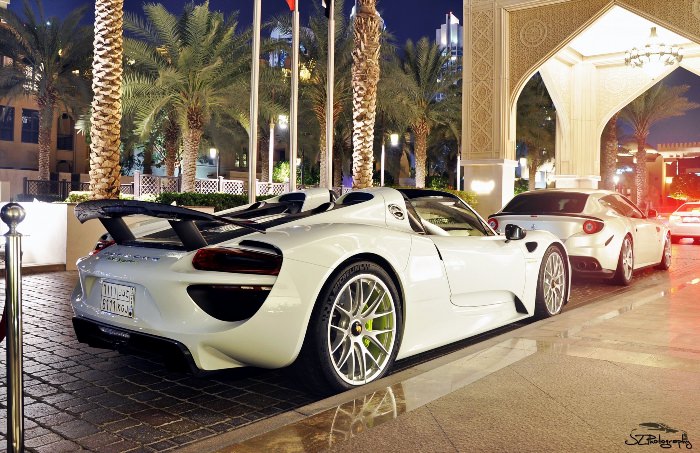 Автомобили в Дубае