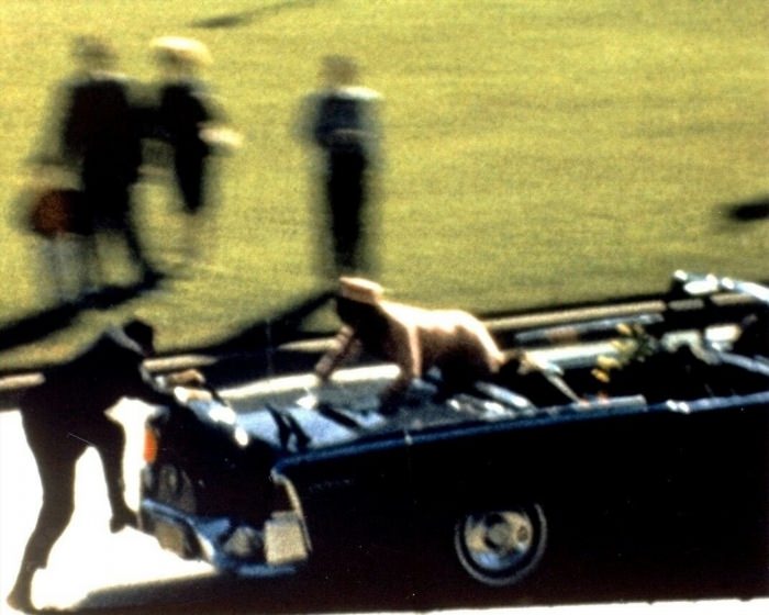 Убийство Кеннеди машина