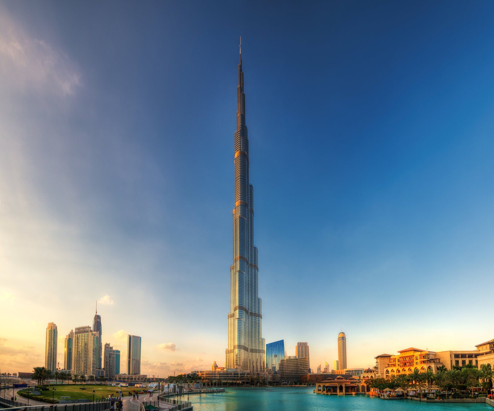 Бурчи халиф. Бурдж-Халифа Дубай. Панорама Дубая с Бурдж Халифа. Дубай Бурдж Калиф. Аутригеры Бурдж-Халифы.