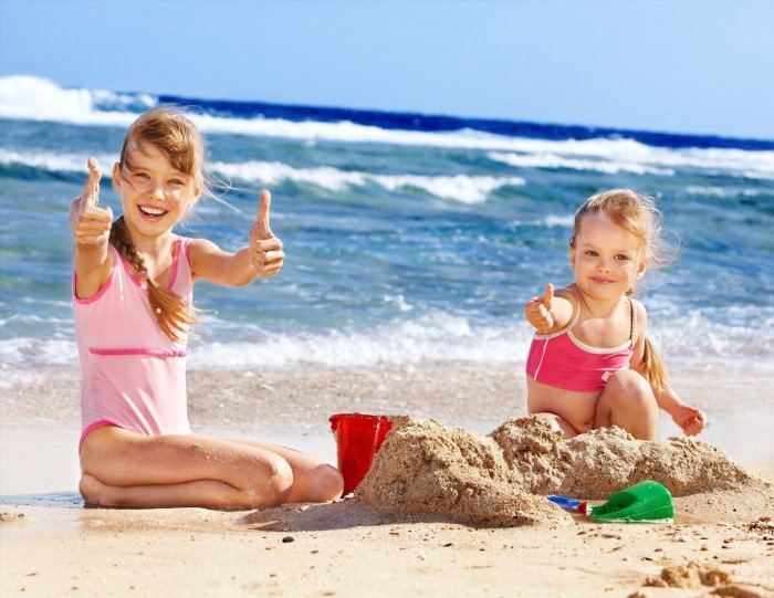 Детишки на пляже