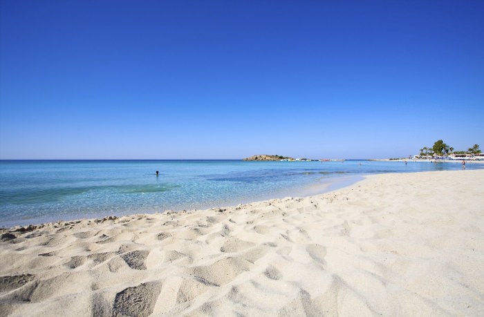 Нисси Бич Айя Напа Кипр пляж