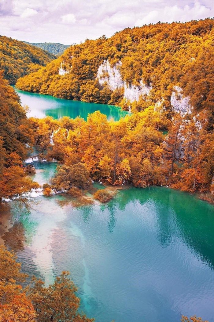 Плитвицкие озёра Хорватия осенью