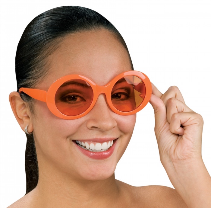 Смешные картинки очков. Смешные очки. Оранжевые очки. Оранжевые солнцезащитные очки. Пластиковые очки.