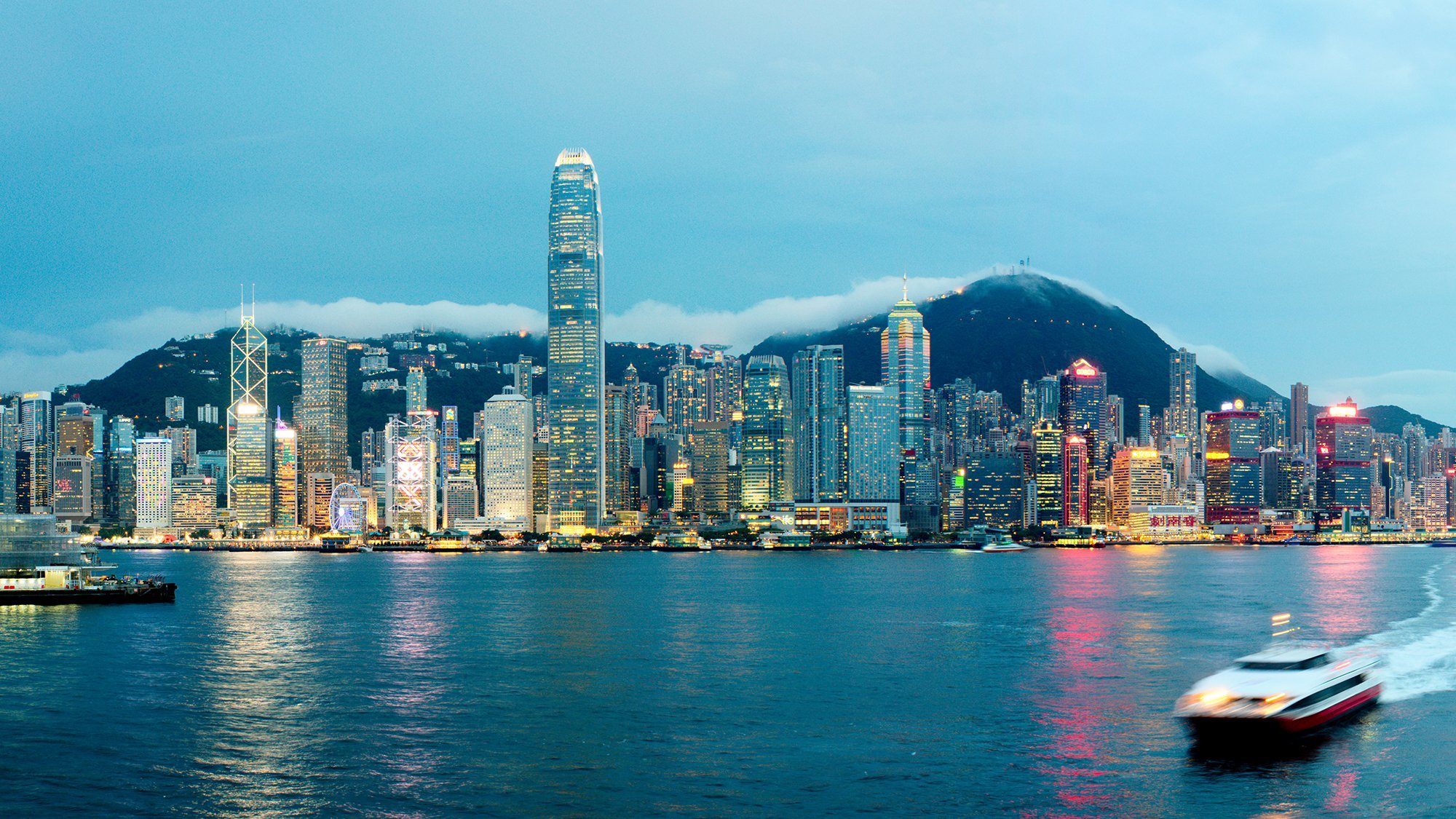 Companies hong kong. Китай Гонг Конг. Мегалополис Сянган. Гонконг Сянган столица. Гонконг панорама.