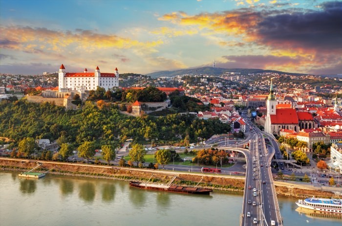 Столица Словении Братислава