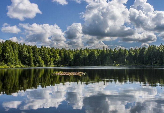 Озеро шайтан Кировской