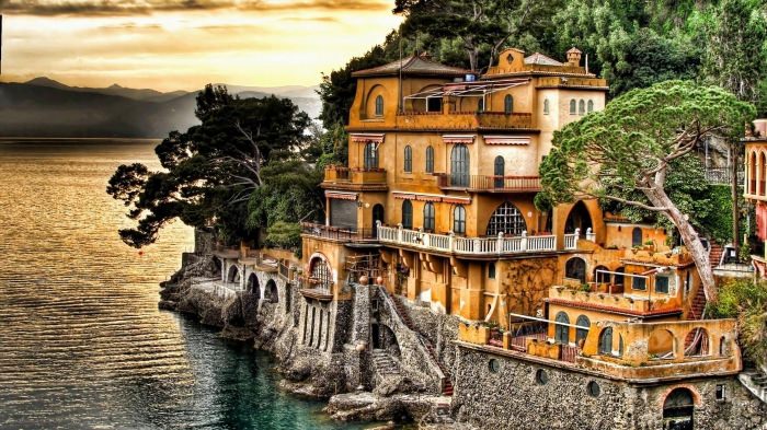 Дом в Италии на берегу моря