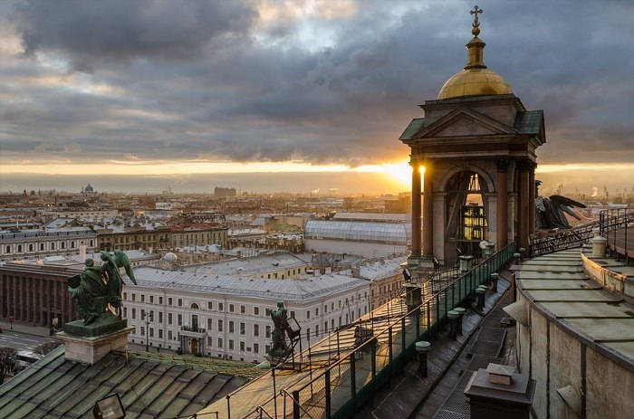 Санкт Петербург колоннада Исаакиевского собора