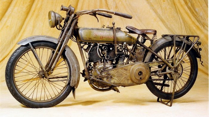 Самый старый мотоцикл в мире
