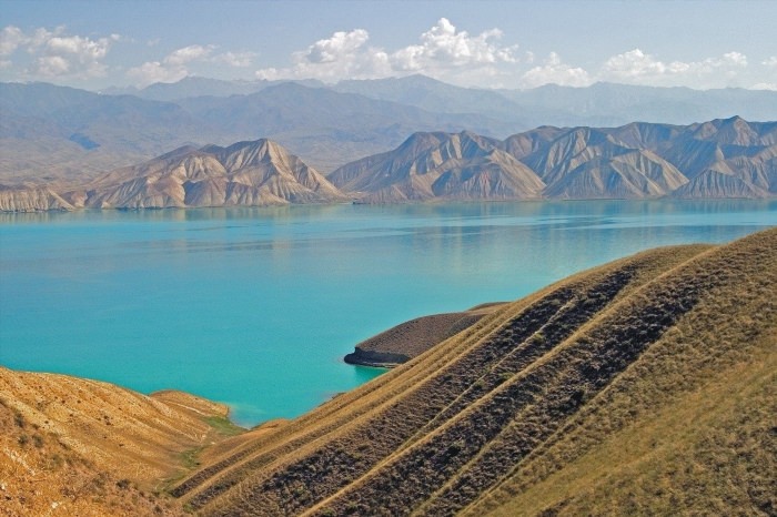 Озеро Ош Киргизия