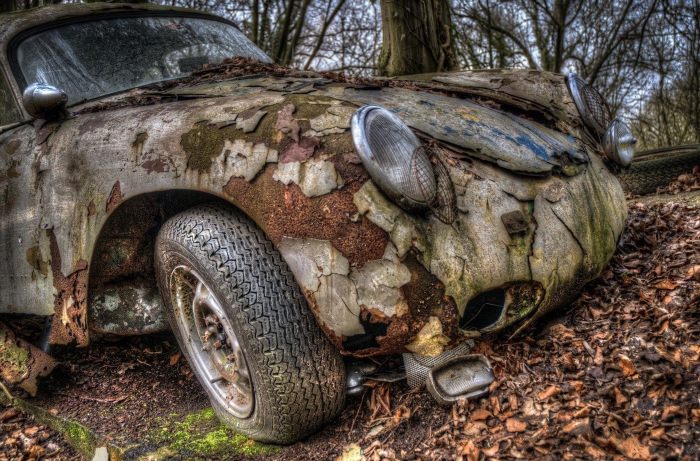 Старая гнилая машина