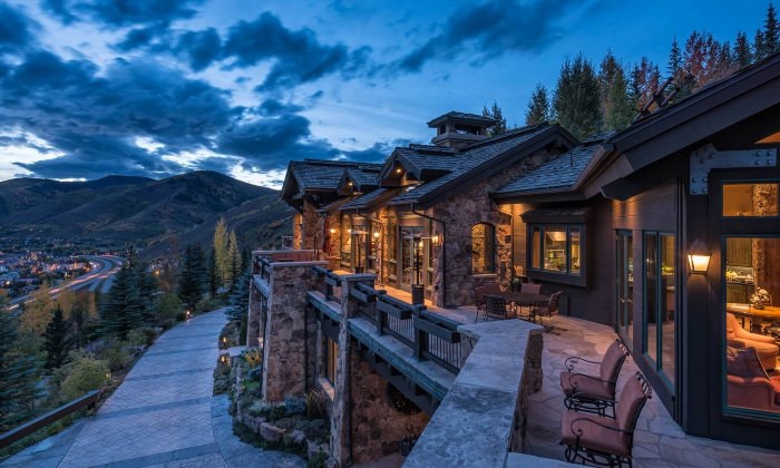 Роскошный дом в горах