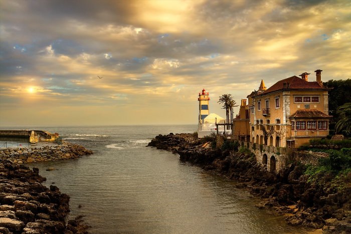Дом у моря Португалия