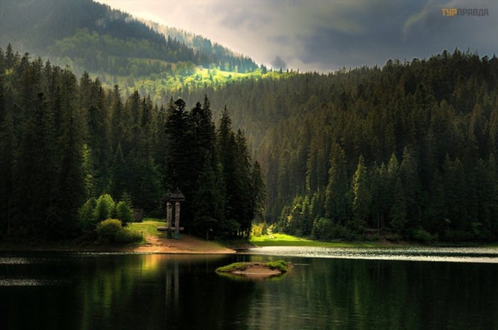 Озеро Синевир Украина