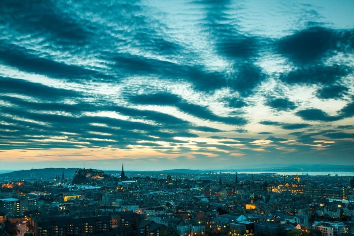 Панорама города с небом