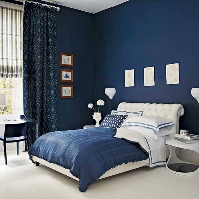 Синие стены в интерьере спальни