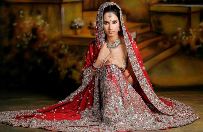 Индийское свадебное Сари
