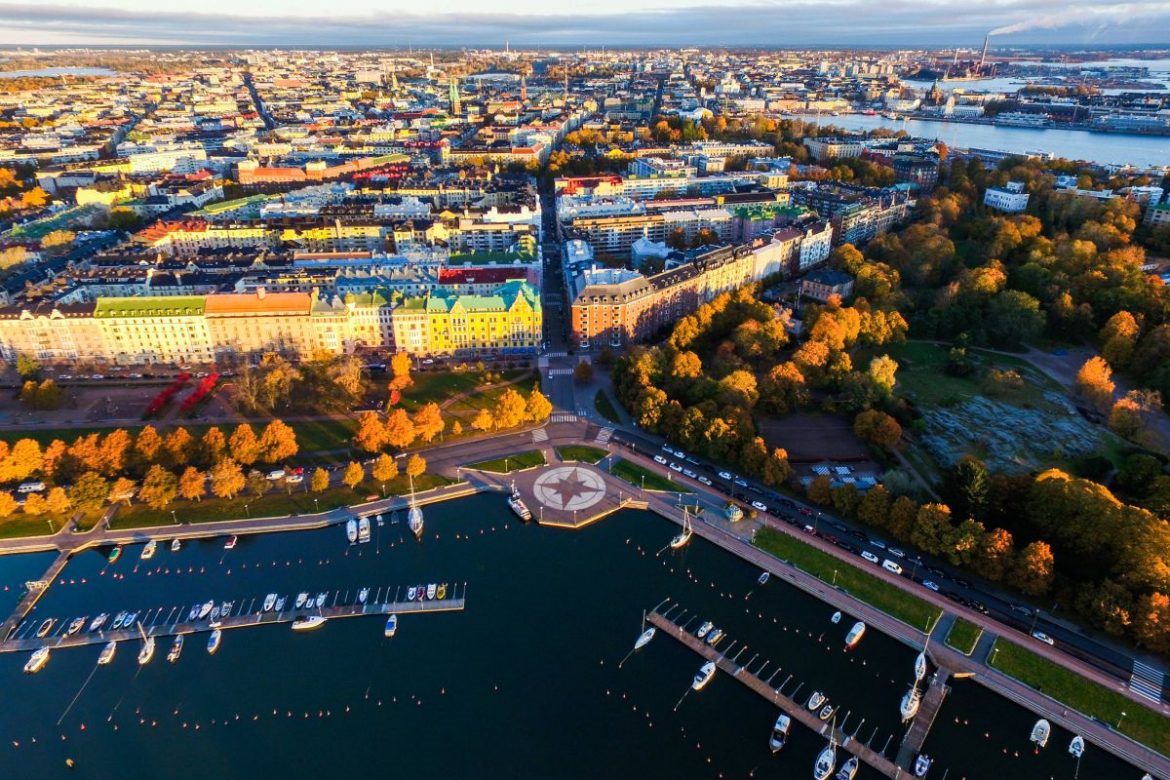 Столица государства финляндии. Хельсинки столица Финляндии. Хельсинки с высоты птичьего полета. Швеция столица Хельсинки. Столица Финляндии Хельсинки с высоты птичьего полета.