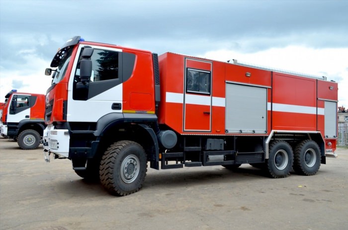 Пожарно спасательный автомобиль