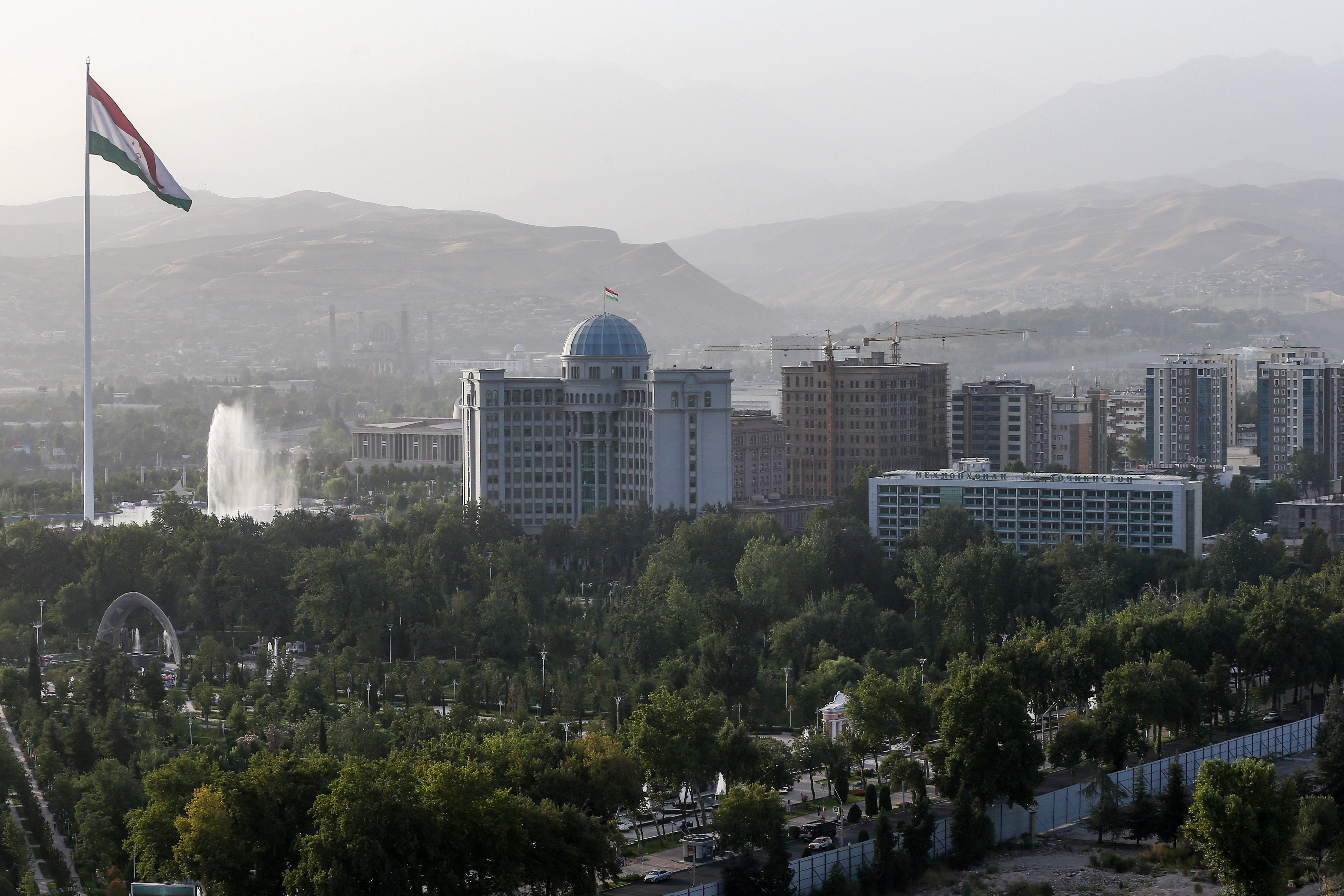 Душанбе е. Таджикистан столица. Душанбе столица Таджикистана. Душанбе Вики. Душанбинка Таджикистан.