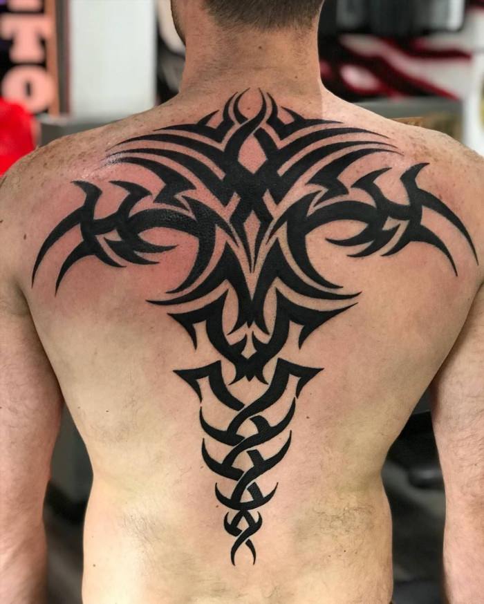 Татуировки для мужчин на спине